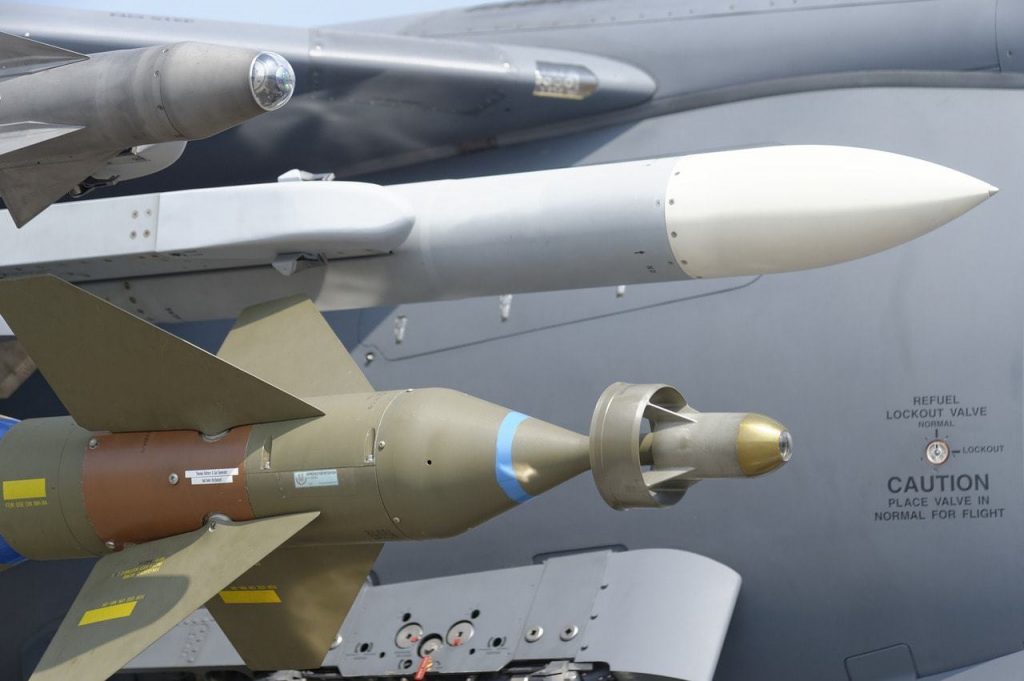 Missiles on jet