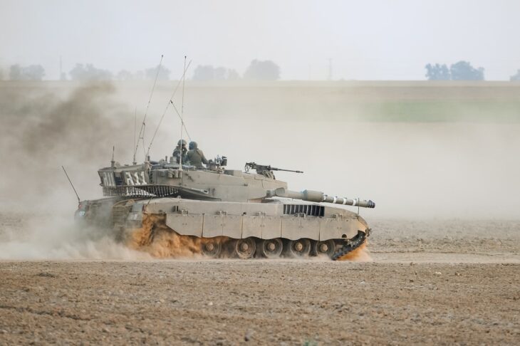 IDF Deploys Tanks, Elite Units, Iron Dome on Gaza Front