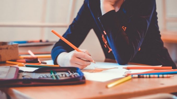 Palestinian Hate Education Under Fire in Norway 1 Student at school